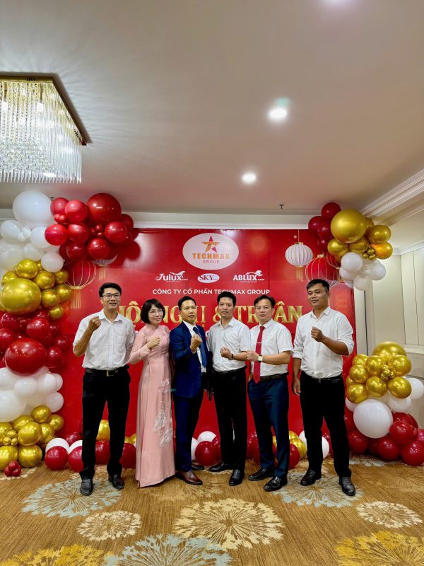 CÔNG TY CỔ PHẦN TECHMAX GROUP