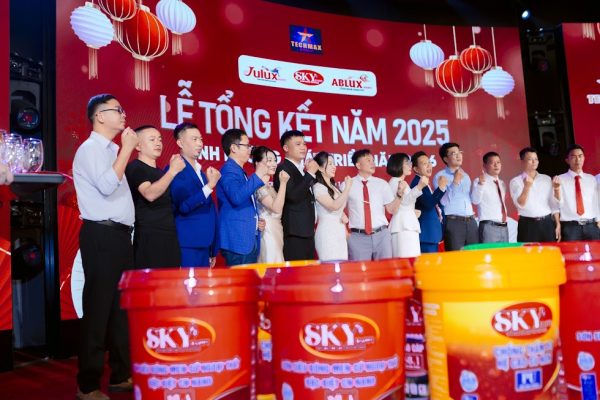 LỄ TỔNG KẾT NĂM 2025 CỦA CÔNG TY SƠN JULUX – SKY – ABLUX: DẤU ẤN MỘT NĂM PHÁT TRIỂN VÀ GẮN KẾT